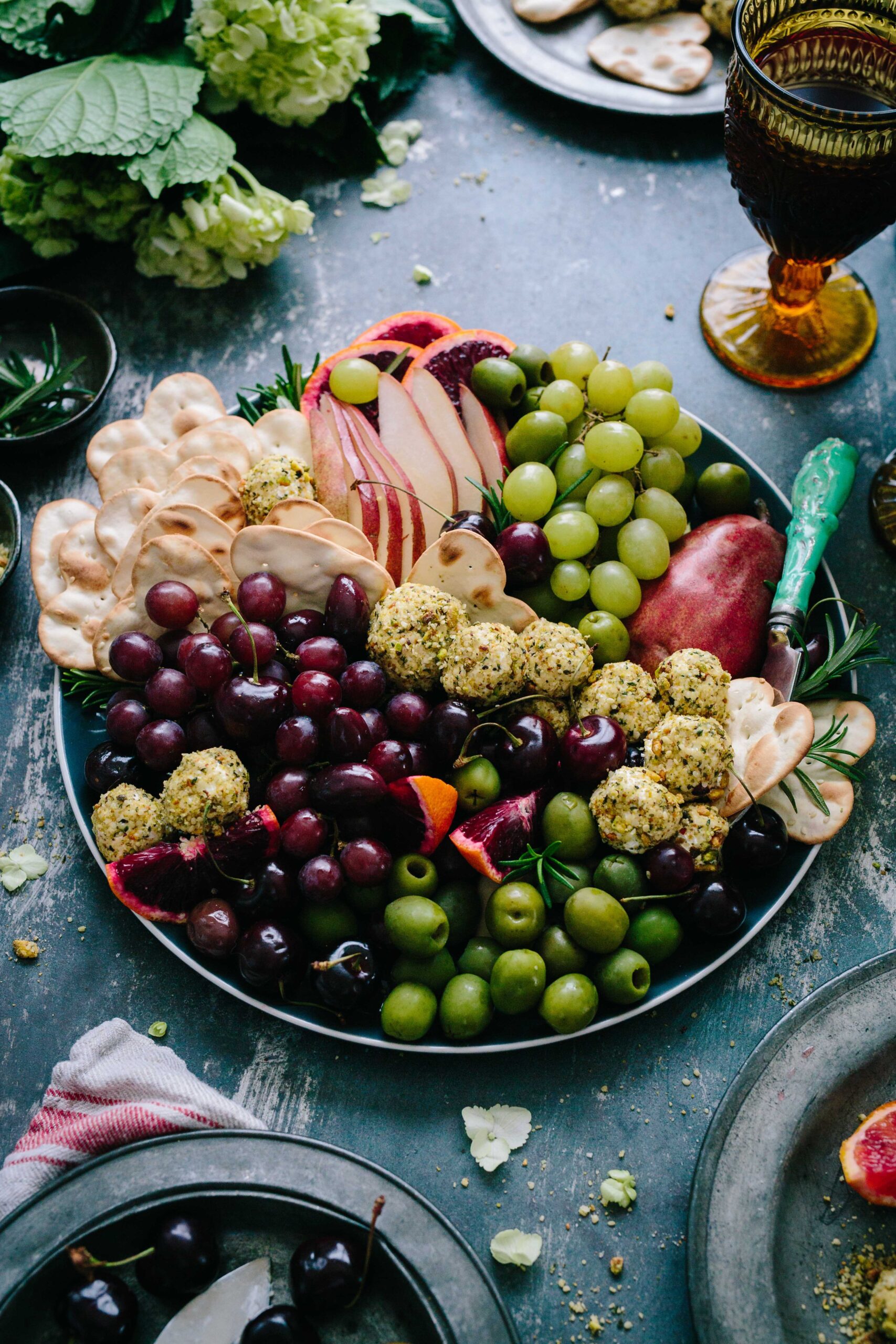 DIFERENȚA DINTRE VEGETARIAN – VEGAN – RAW VEGAN