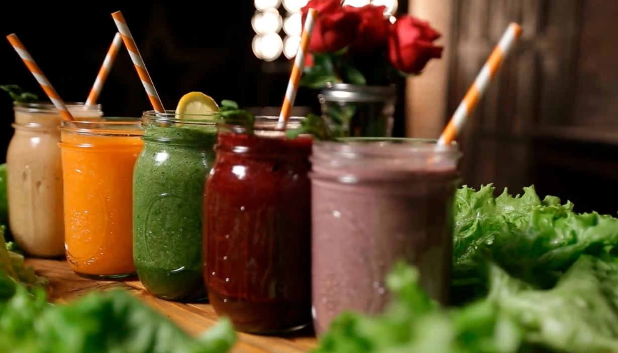 Sezonul smoothie-urilor